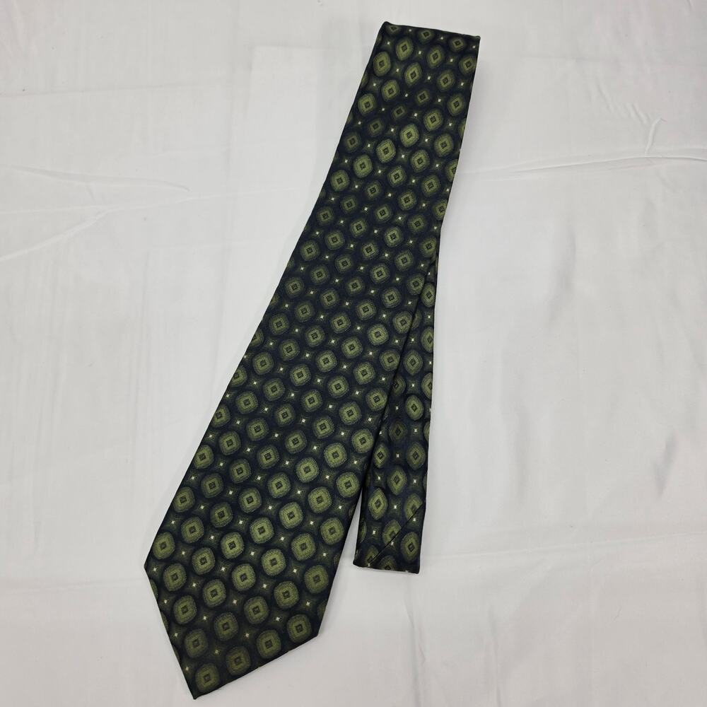 Stafford All Silk Neck Tie Navy Green Geometric Medallion Pattern Mens Tie